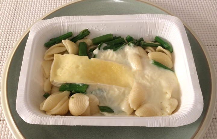Trader Joe's Shells with Brie and Asparagus