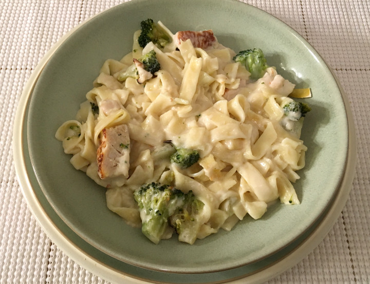 Marie Callender's Fettuccini with Chicken & Broccoli (Meal for Two)