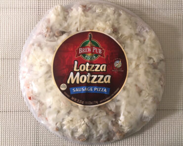 Lotzza Motzza Sausage Pizza Review