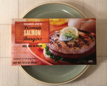 Trader Joe’s Premium Salmon Burgers Review