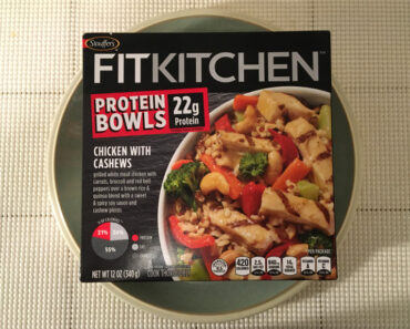 Stouffer’s Fit Kitchen Chicken with Cashews Protein Bowl Review
