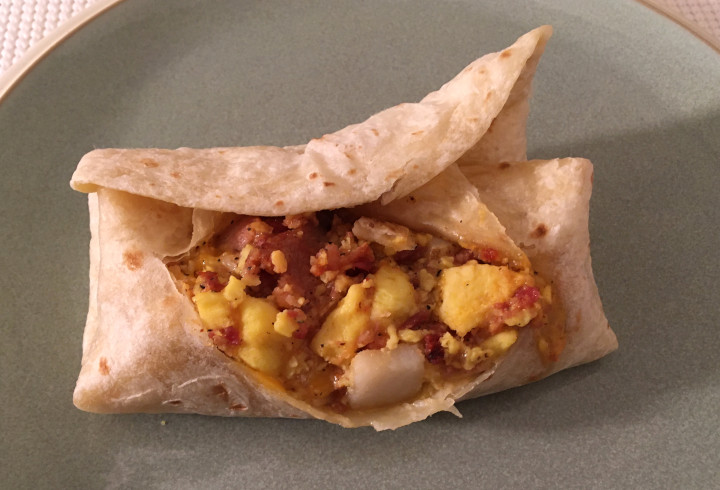 Artisan Bistro Egg, Cheese & Uncured Bacon Breakfast Burrito